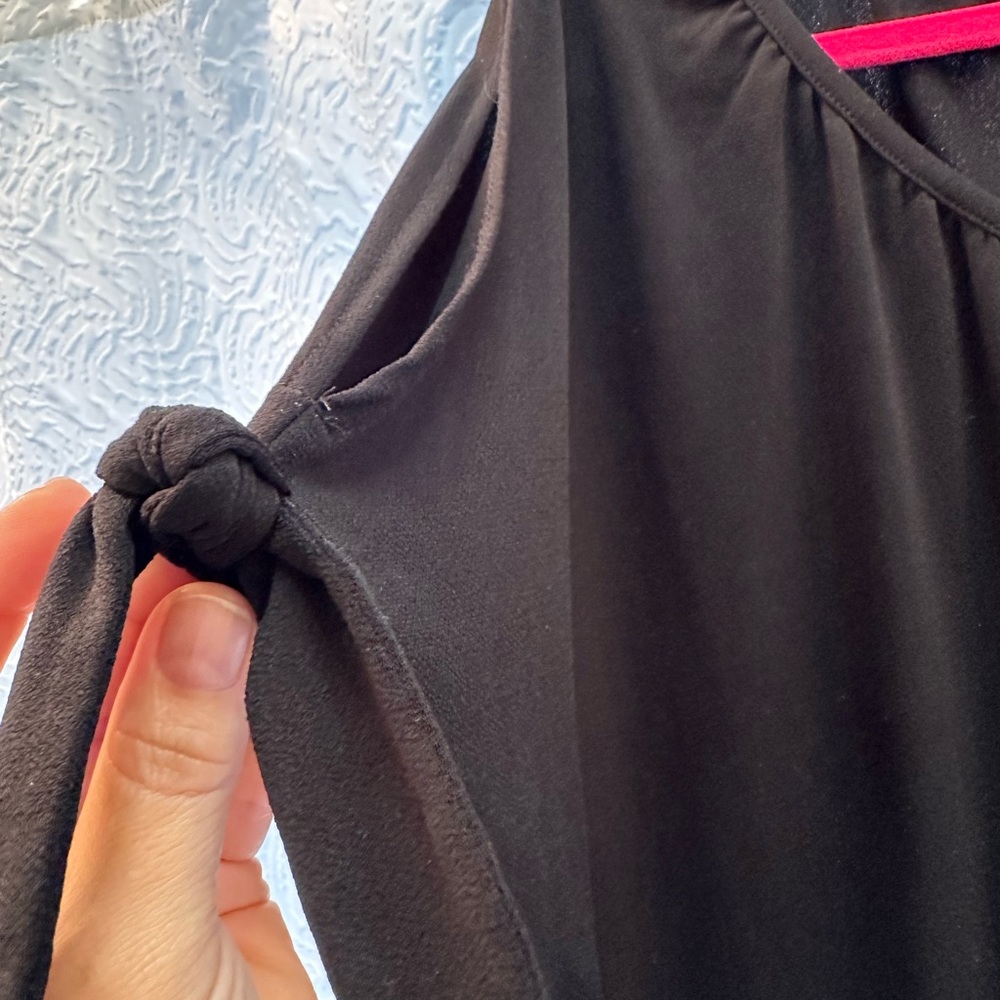 INC XL cold shoulder blouse black - Picture 2 of 2